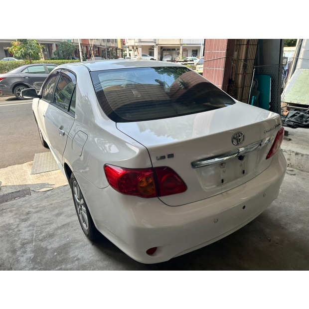 2009白Altis-2 .jpeg