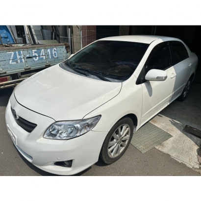 2009白Altis-1.jpeg